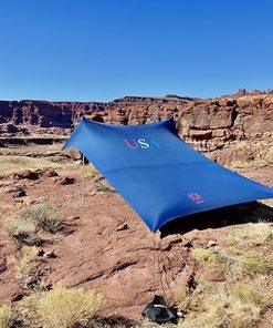Grande Beach Tent 7ft Tall 9x9ft with Reinforced Corners and Cooler 2